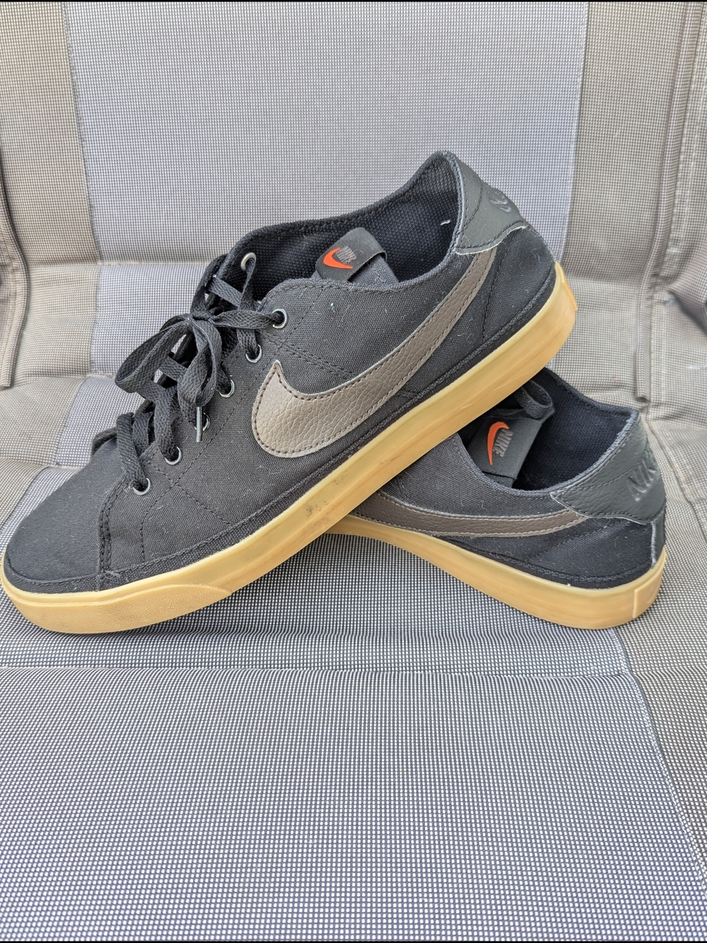 Nike Court Legacy Canvas "Black Gum"